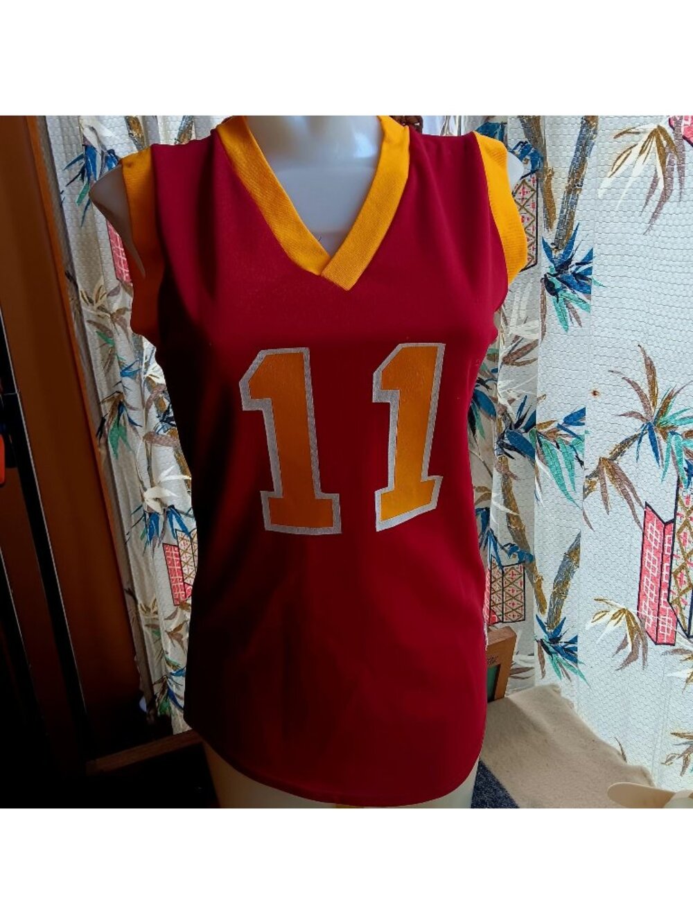 Vintage Small Baketball T-shirt Russell Athletic Sleeveless 1980's Jersey USA